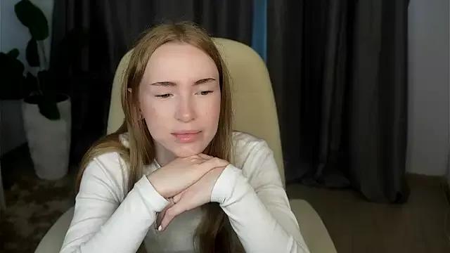 HildaBurnard from StripChat is Freechat