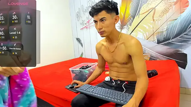 Freechat Holdme_Hot on StripChat