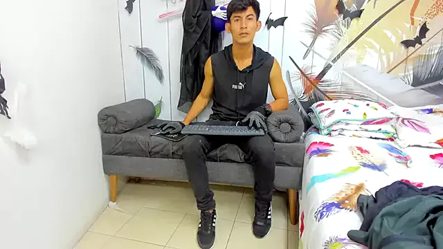 Freechat Holdme_Hot on StripChat