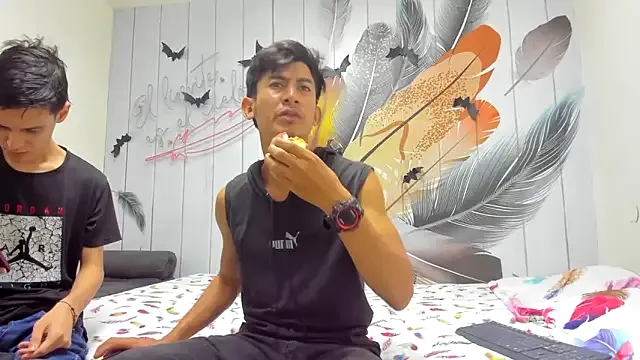 StripChat Holdme_Hot is Freechat Holdme_Hot — mamada. suck dick , blowjob, naked