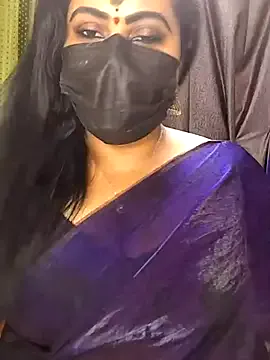 Freechat Honey-flowerr on StripChat