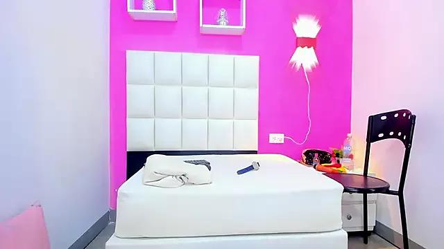 Horny_ebonys from StripChat is Freechat