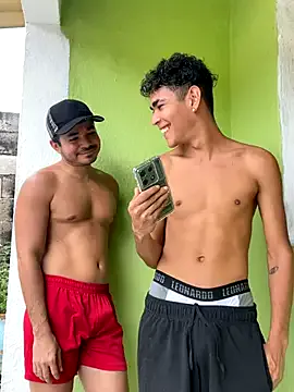 Freechat hotboys1924 on StripChat