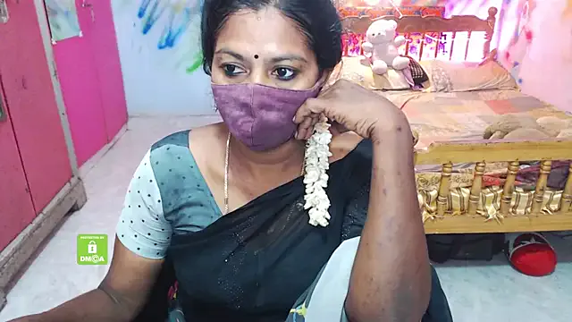 HotGulabi — topless