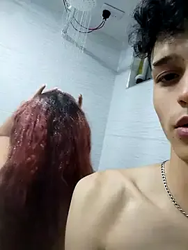 Freechat hottie_couplee on StripChat