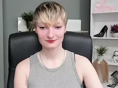 hottieBlair from StripChat