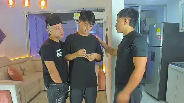 Group Houseofwarrios on StripChat