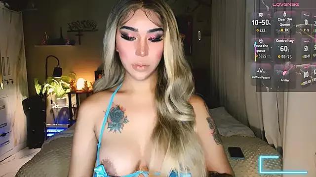 I_am_Ur_Queen from StripChat is Freechat