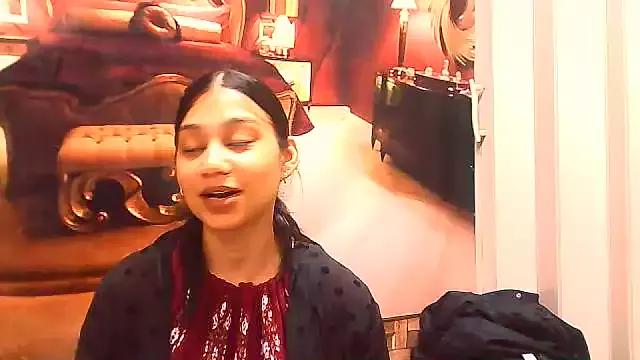 IndianPrettySmile from StripChat is Freechat