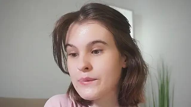 Iris_pure from StripChat is Freechat