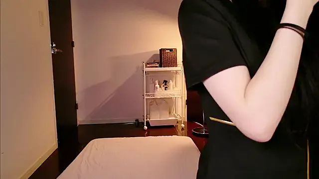 Group irohani_usagi on StripChat