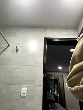 Isabela_Colins from StripChat is Freechat