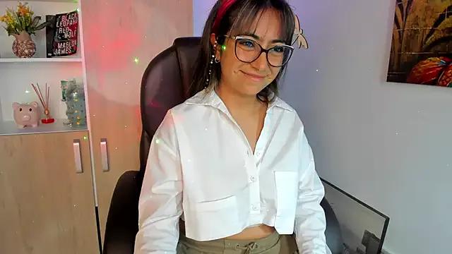Isabellaa22_1 from StripChat is Freechat