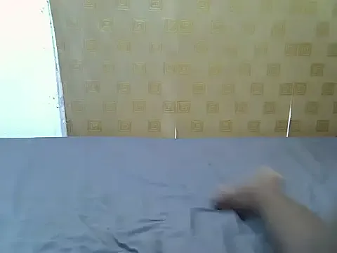 Freechat IVY-BLUEE on StripChat