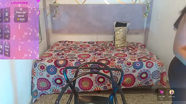 Freechat IvyShine7 on StripChat