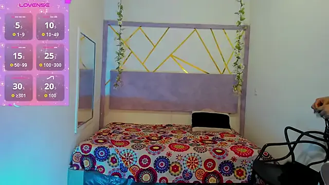 Freechat IvyShine7 on StripChat