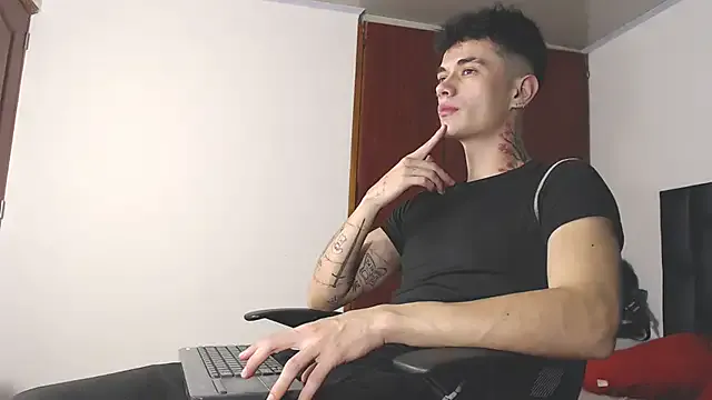 Freechat jaico_santos on StripChat