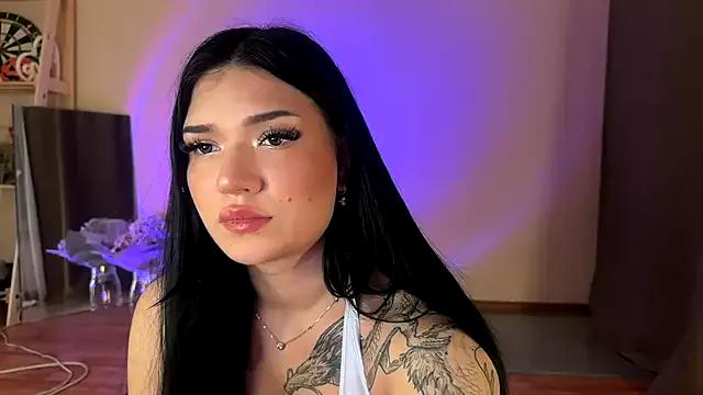jennifersboooty from StripChat is Freechat