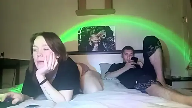 Jenny_Couple on StripChat 