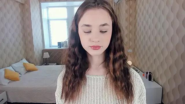 JinnyMcie from StripChat is Freechat