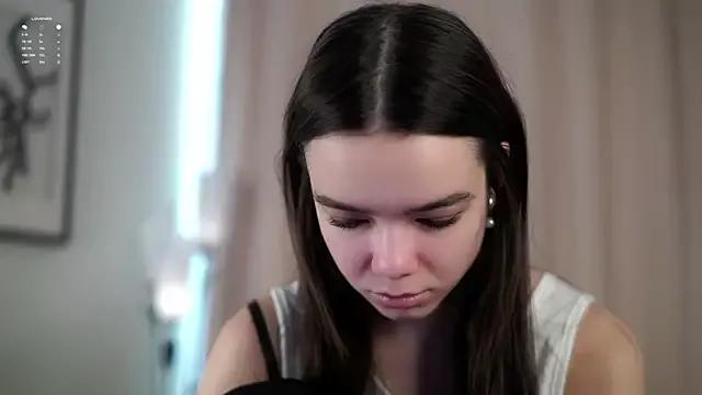 JoanFrickey from StripChat is Freechat