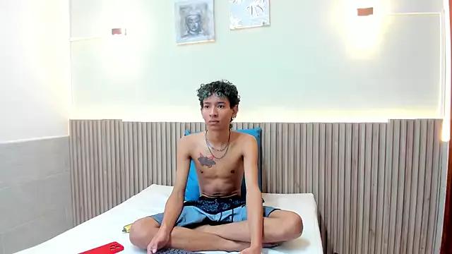 JOHAN_PIAS1 from StripChat is Freechat