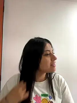 Freechat JuanaFisher on StripChat