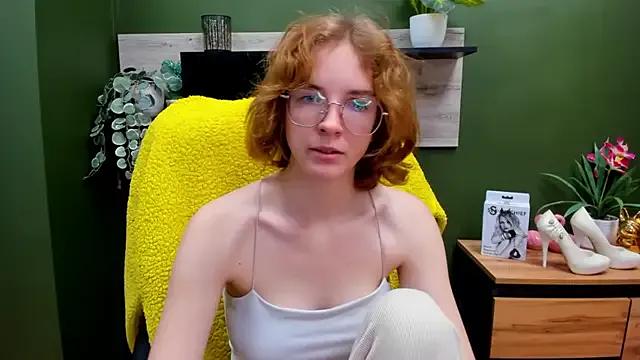 juicyPenny from StripChat is Freechat