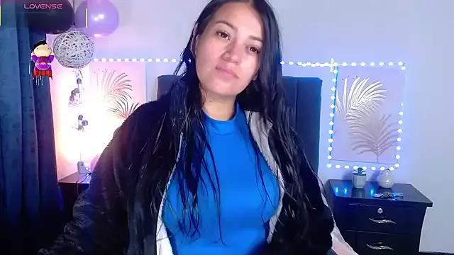 Julietacollins06 from StripChat is Freechat