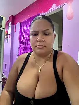 Julietafosters from StripChat is Freechat