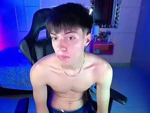 Justin_gray_ from StripChat is Freechat