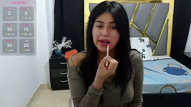 Freechat kangomez on StripChat