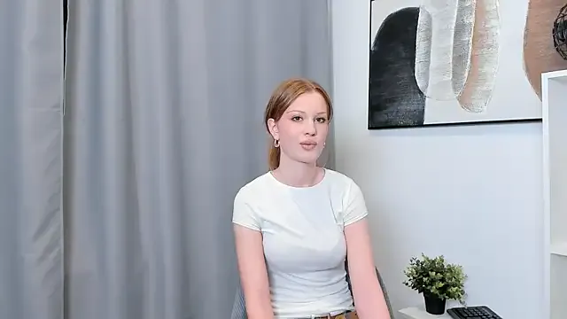 Freechat KarieBowery on StripChat