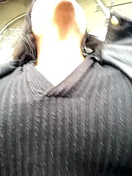 Karla_1-2 from StripChat is Freechat