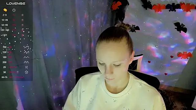 Kassandra_XX from StripChat is Freechat