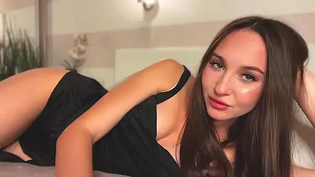 Kate_Yanson from StripChat is Freechat