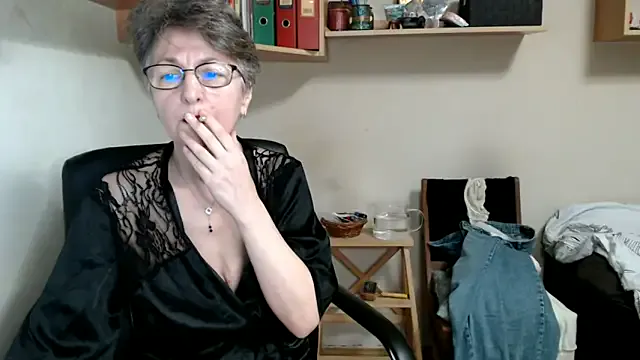 Group katemodel on StripChat