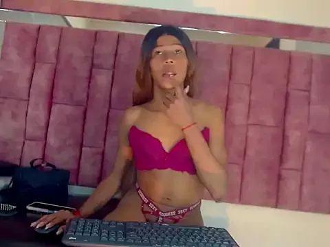 Freechat katherine_x1 on StripChat