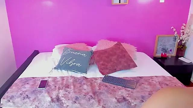 KattyWilliams_ from StripChat is Freechat