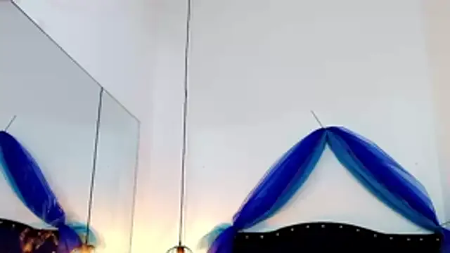 Freechat KATY_LOWERY on StripChat