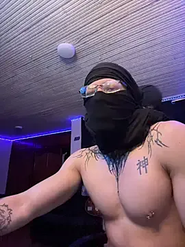 StripChat kenshintr is Freechat kenshintr — dance very very sexy