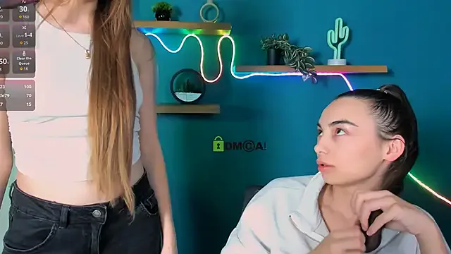 Freechat kira_light__ on StripChat