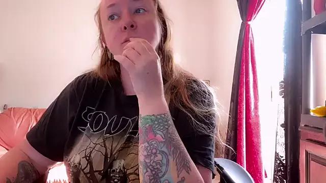 kisicaxx from StripChat