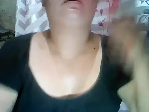 Freechat kissableapple36 on StripChat