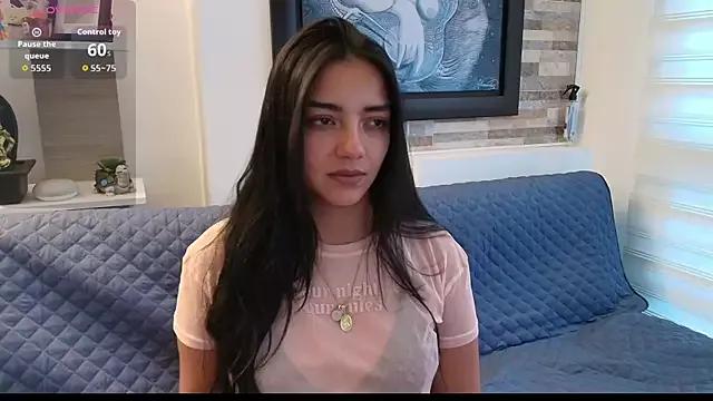 Kitty_Rhodes from StripChat is Freechat
