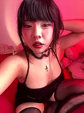 Kitty_yukimura from StripChat is Freechat