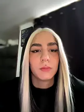 Freechat Kittyhell_cam on StripChat