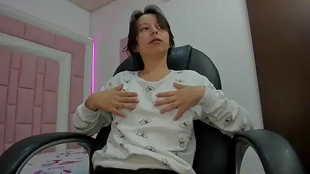 Klaret_Toy from StripChat is Freechat