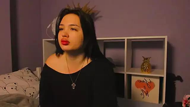 KristyMoss from StripChat is Freechat