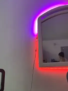 Freechat La-Gatiita-trans on StripChat